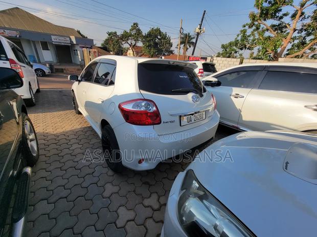 Toyota Auris 2012 White