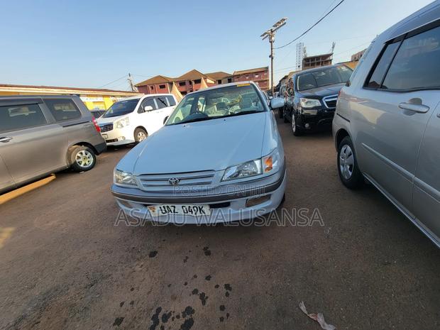 Toyota Premio 2001 Silver