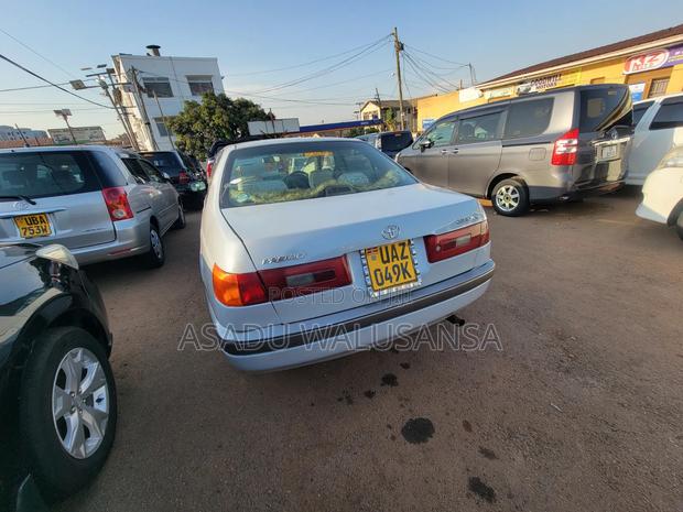 Toyota Premio 2001 Silver