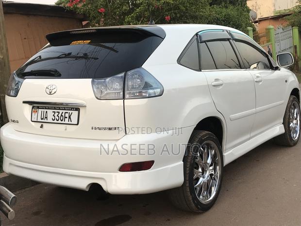 Toyota Harrier 2008 White