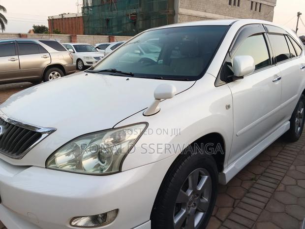 Toyota Harrier 2009 White