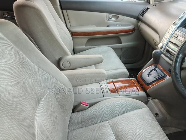 Toyota Harrier 2009 White