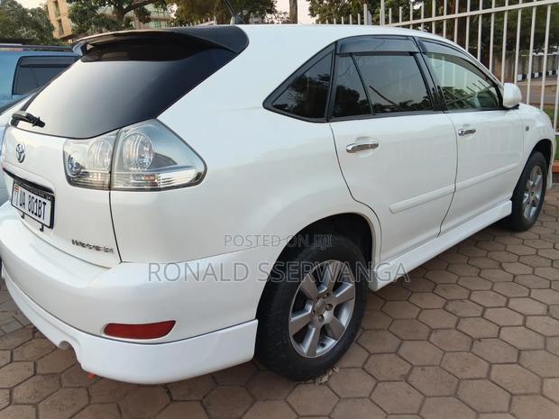 Toyota Harrier 2009 White