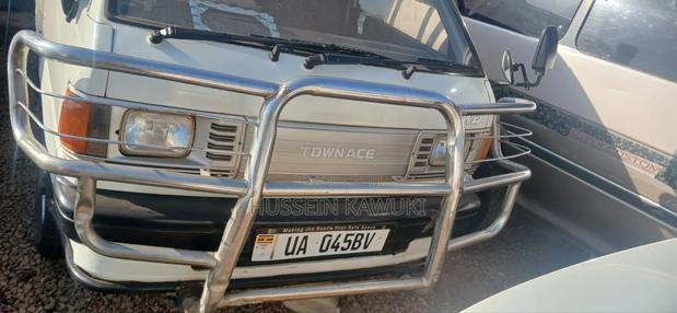 Toyota TownAce 2006 White