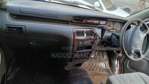 Toyota Noah 2001 White