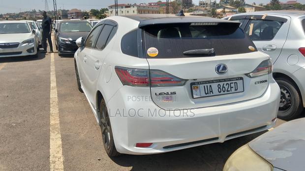 Lexus CT 2012 White
