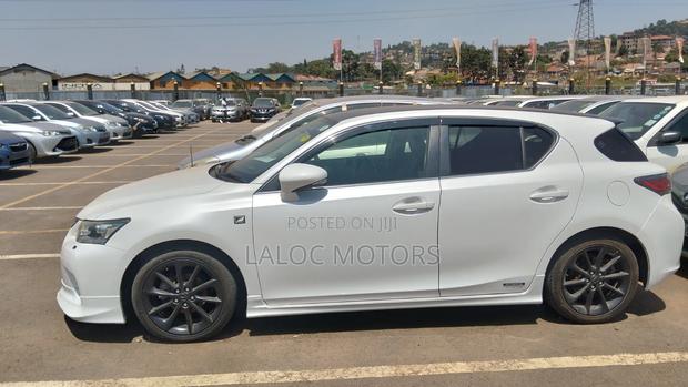 Lexus CT 2012 White