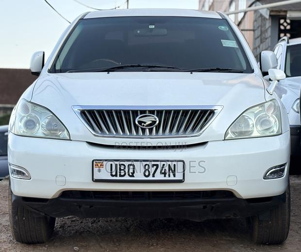 Toyota Harrier 2.4 2008 White
