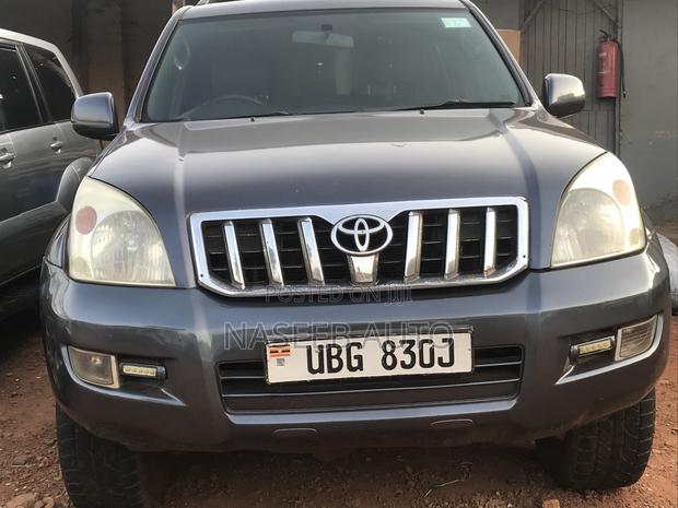 Toyota Land Cruiser Prado 2008 Gray