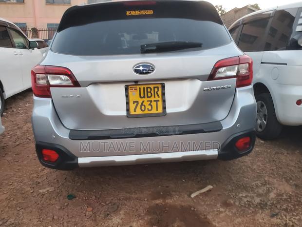 Subaru Outback 2015 Silver