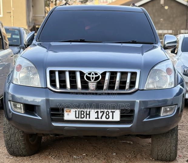 Toyota Land Cruiser Prado 3.0 D-4D 5dr 2009 Gray