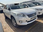 Toyota Vanguard 2010 White for sale