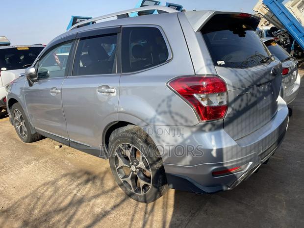 Subaru Forester 2015 Silver
