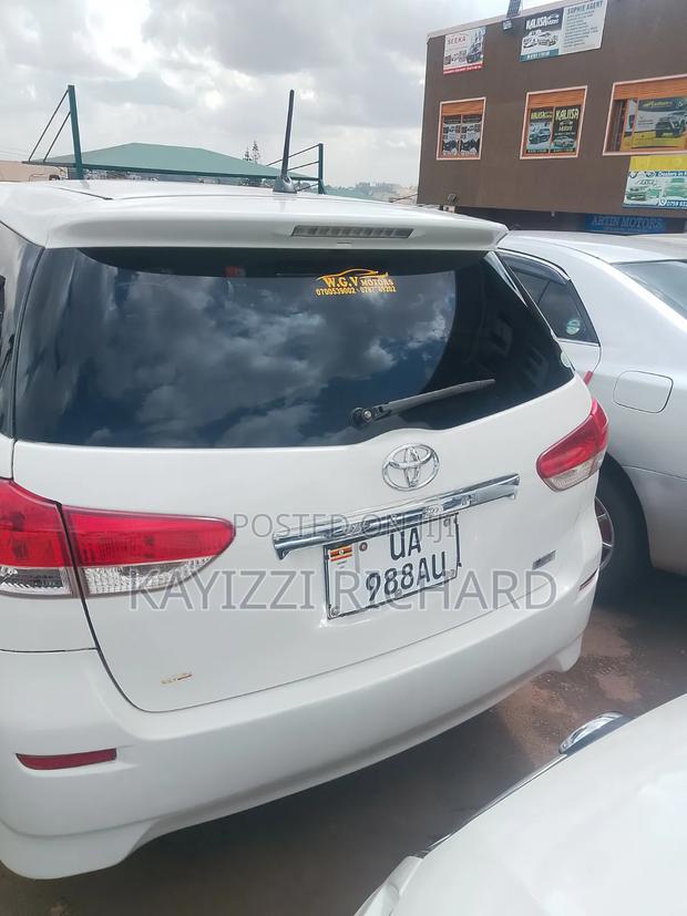 Toyota Wish 2010 White