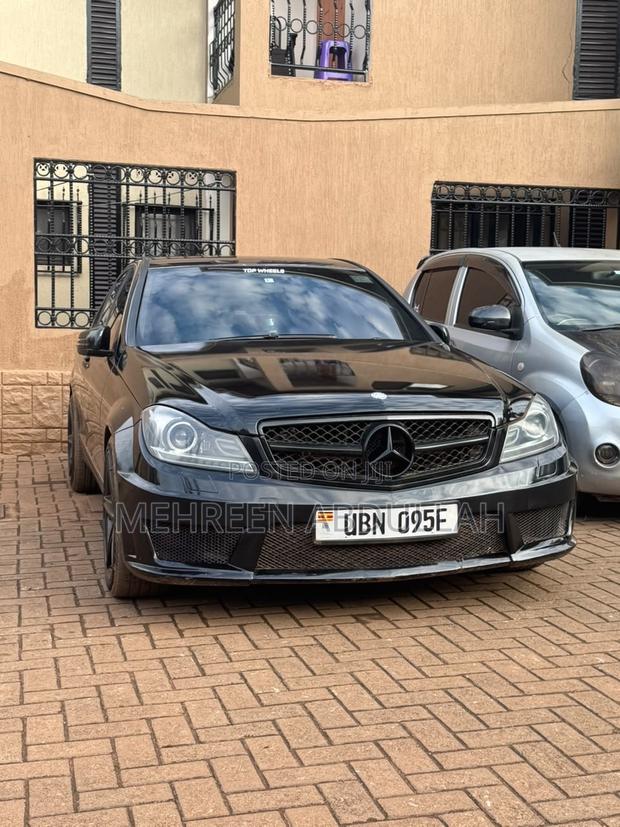 Mercedes-Benz C180 2007 Black