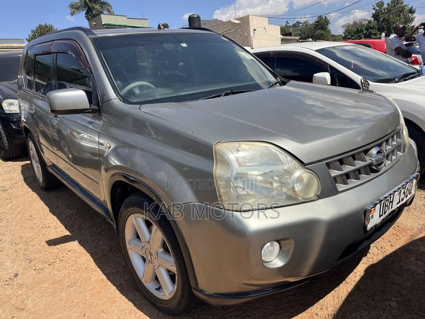 Nissan X-Trail 2.0 Automatic 2008 Silver