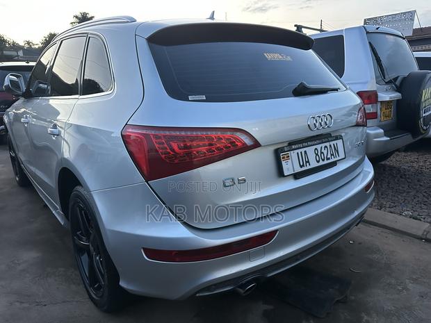 Audi Q5 2.0T Premium Quattro 2012 Silver