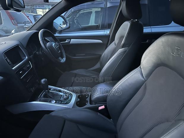 Audi Q5 2.0T Premium Quattro 2012 Silver