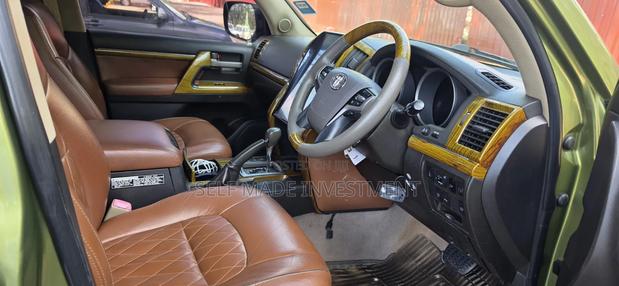 Toyota Land Cruiser 2012 Green