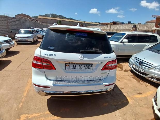 Mercedes-Benz GLE-Class 2016 White