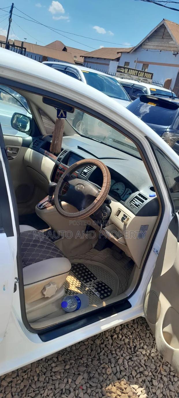 Toyota Corolla Spacio 2004 White