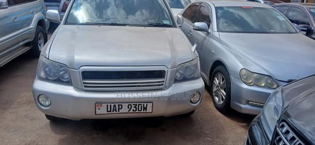 Toyota Kluger 2006 Silver