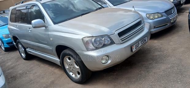 Toyota Kluger 2006 Silver