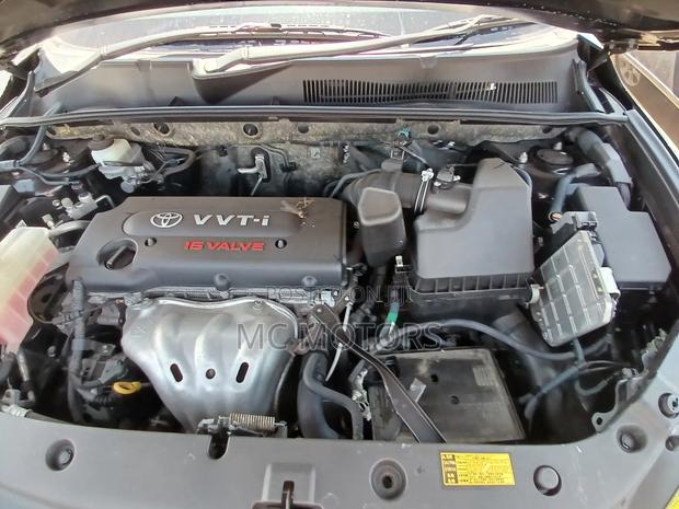 Toyota Vanguard 2013 Black