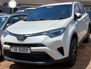 Toyota RAV4 2016 White for sale