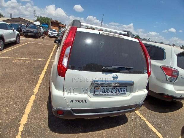 Nissan X-Trail 2012 White