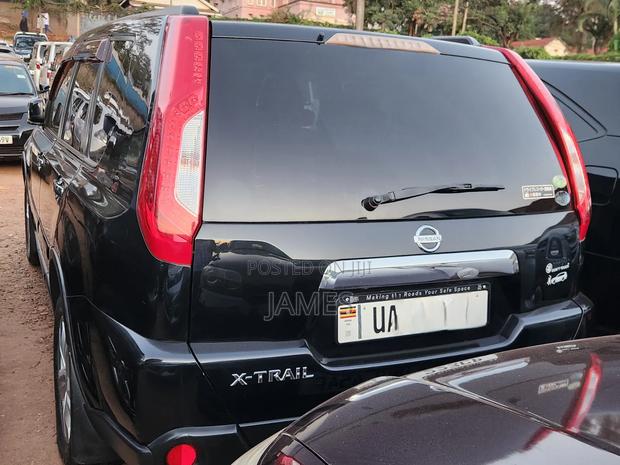 New Nissan X-Trail 2.0 Petrol XE 2011 Black