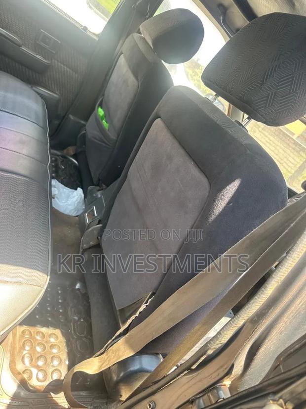 Toyota Hilux 1996 Gray