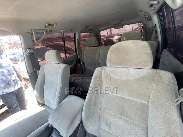 Mitsubishi Pajero 2002 Silver