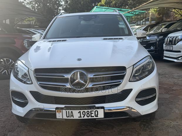 Mercedes-Benz GLE-Class 2017 White