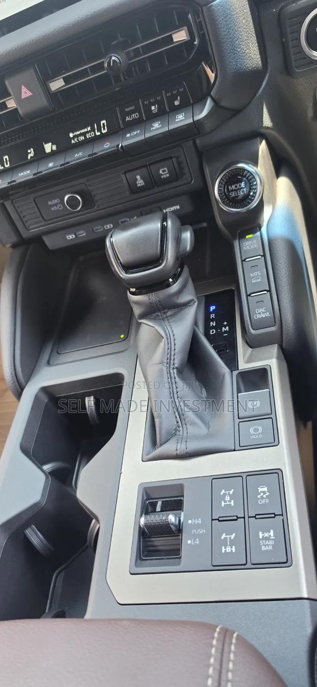 New Toyota Land Cruiser Prado 2025 White