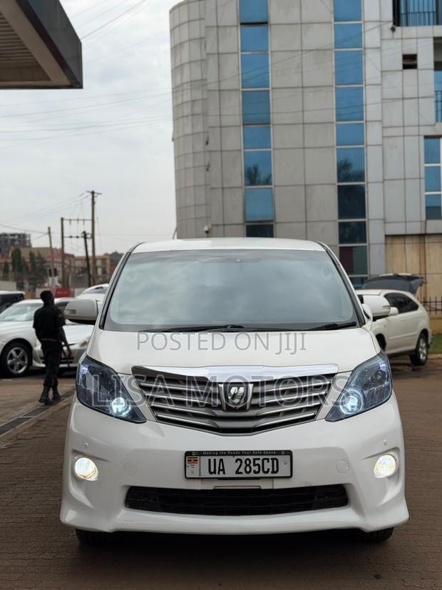 Toyota Alphard 2012 White