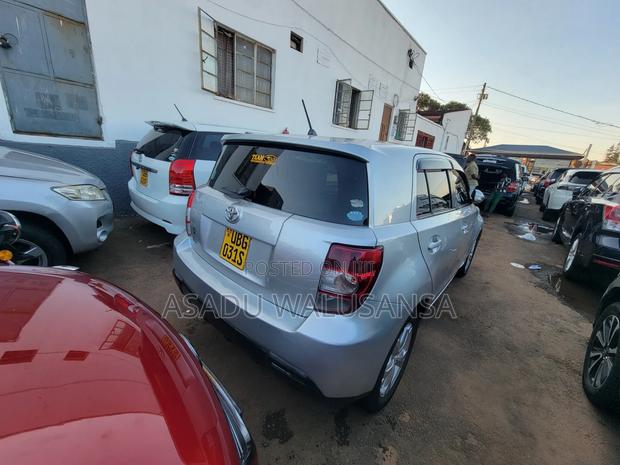 Toyota IST 2009 Silver