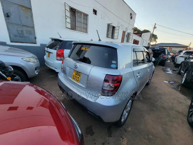 Toyota IST 2009 Silver