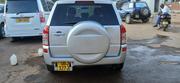 Suzuki Escudo 2006 Silver for sale