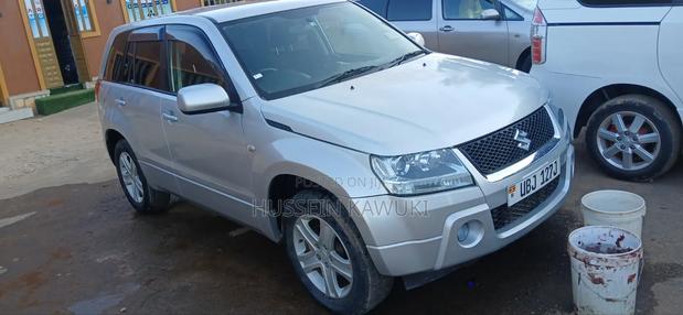 Suzuki Escudo 2006 Silver