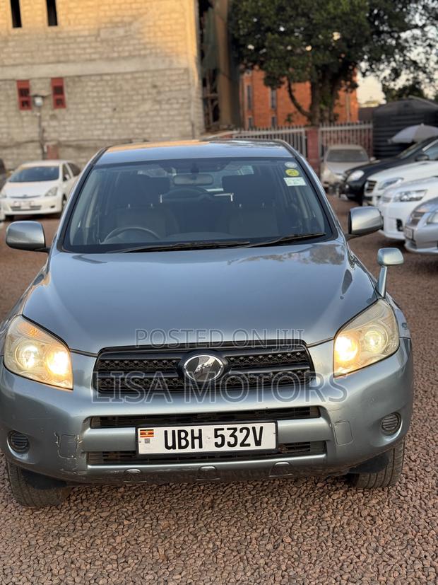 Toyota RAV4 2.4 2008 Gray