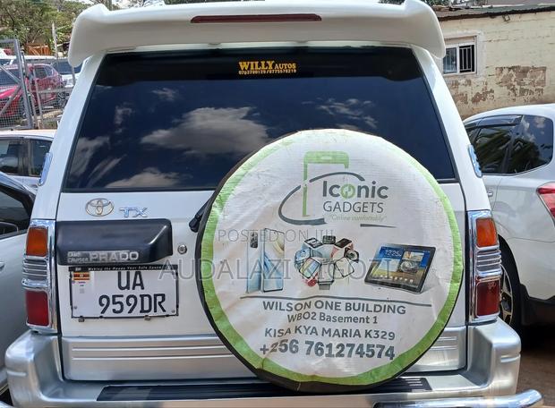 Toyota Land Cruiser Prado 2002 White