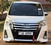 Toyota Noah 2.0 FWD (7 Seater) 2015 White for sale