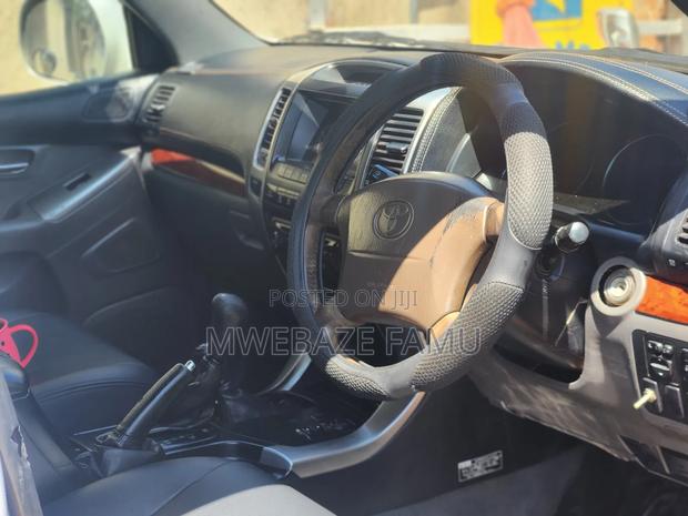 Toyota Land Cruiser Prado 2009