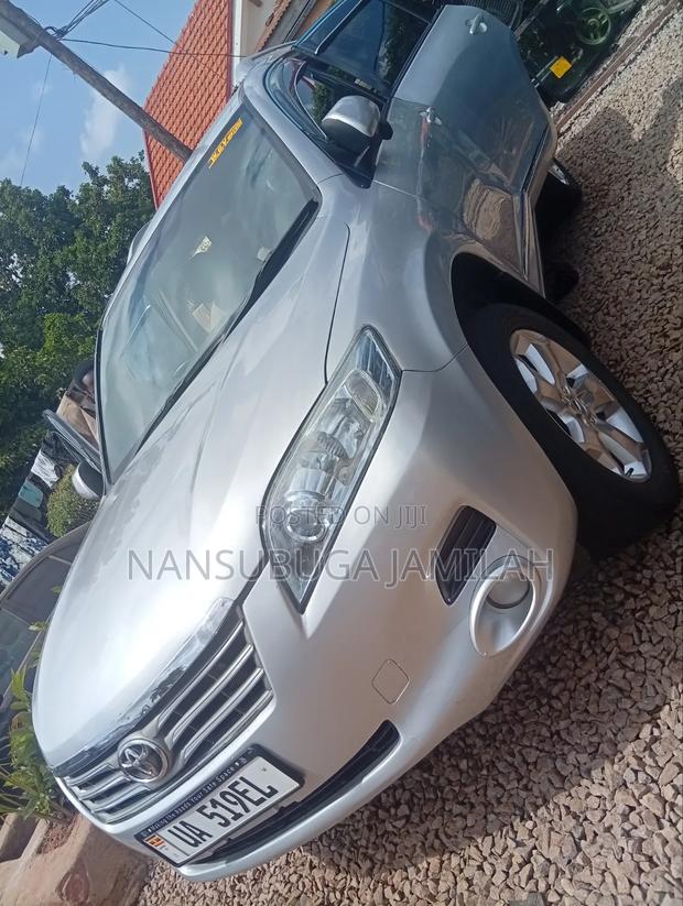 Toyota Vanguard 2009 Silver
