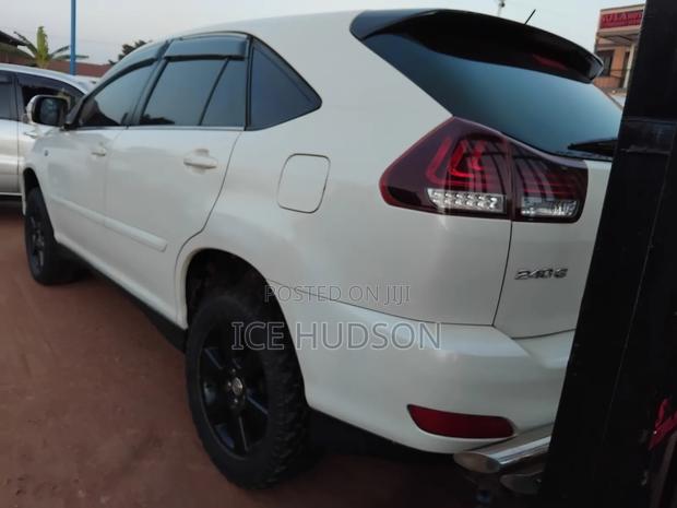 Toyota Harrier 2008 White