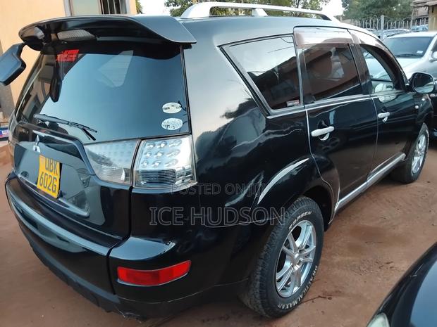 Mitsubishi Outlander 2007 Black