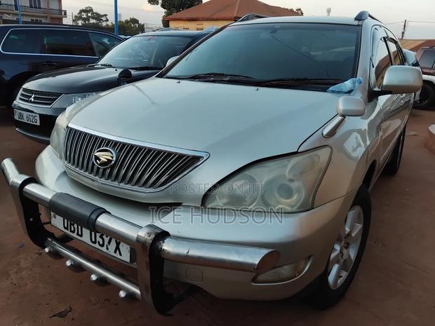 Toyota Harrier 2006 Gray