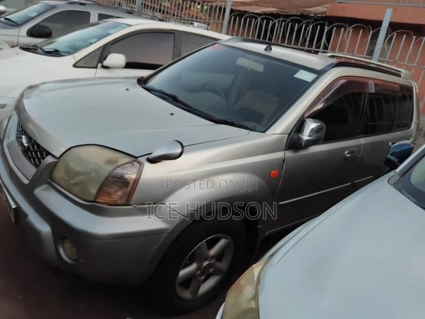 Nissan X-Trail 2002 Gray