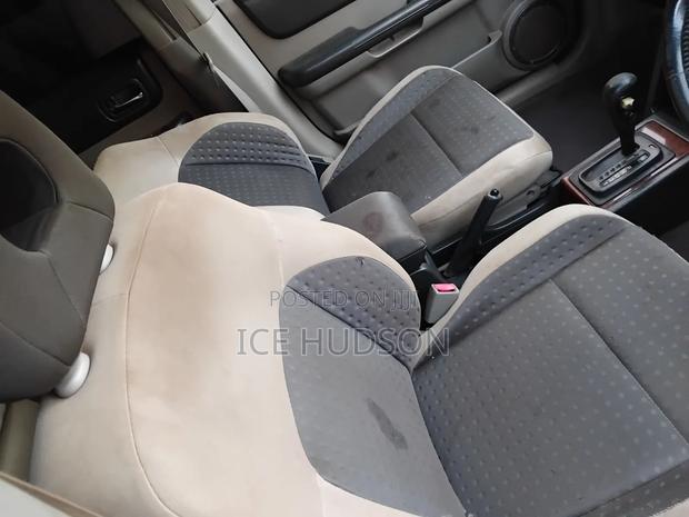 Nissan X-Trail 2002 Gray